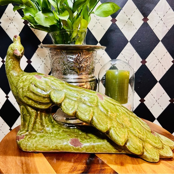 Vintage Peacock Sculpture Gorgeous Glaze– 15” Long, 10” High - Picture 7 of 17
